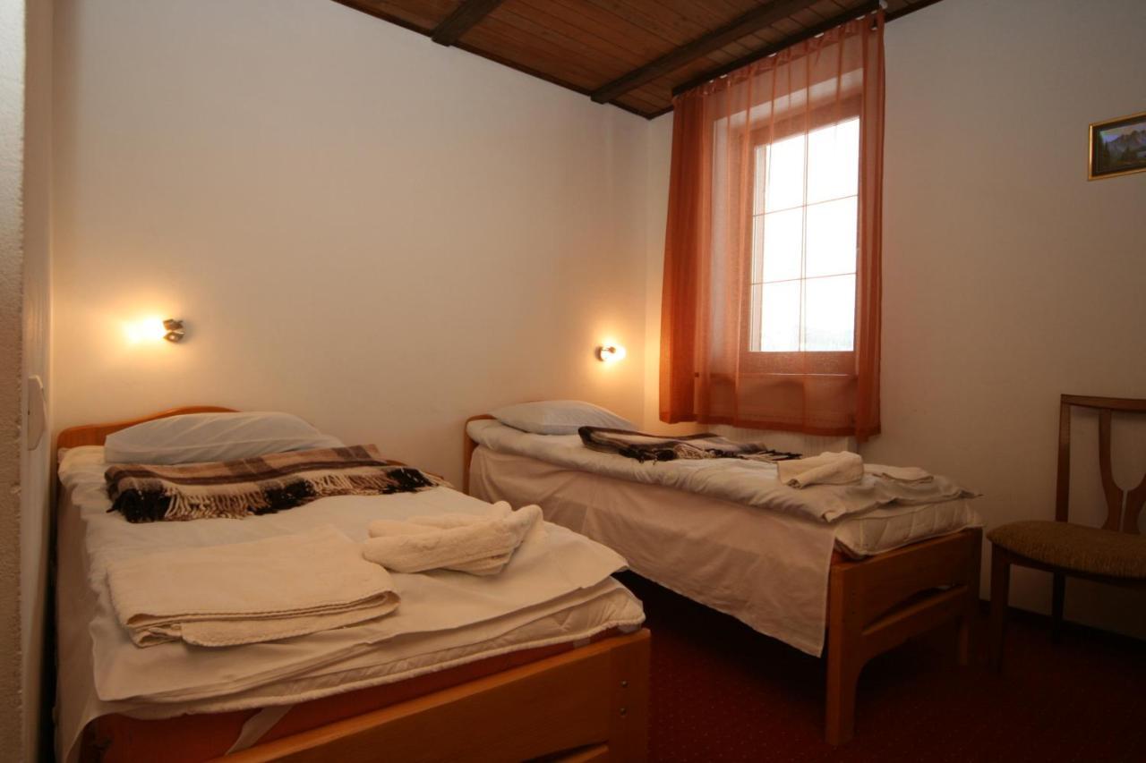 Alpenhof Pansion Hotell Slavskoje Eksteriør bilde