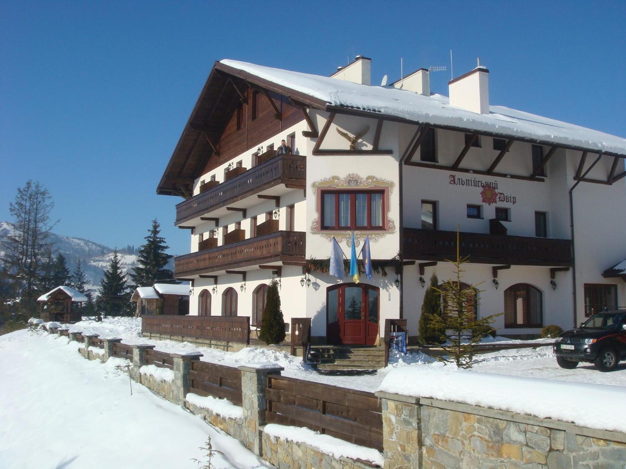 Alpenhof Pansion Hotell Slavskoje Eksteriør bilde