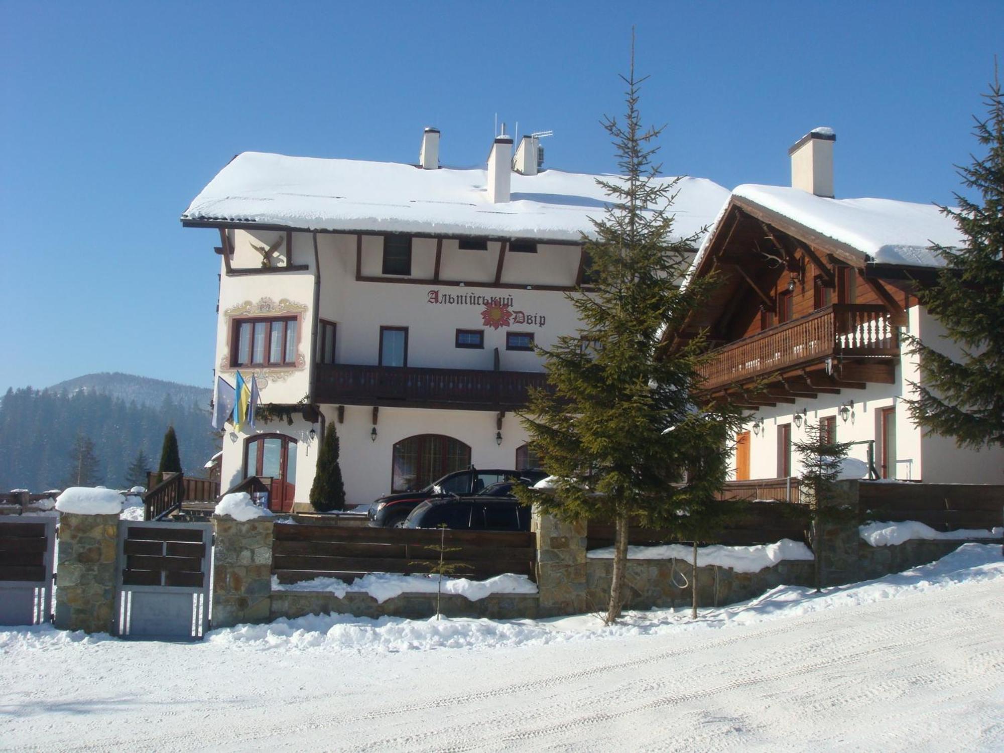 Alpenhof Pansion Hotell Slavskoje Eksteriør bilde