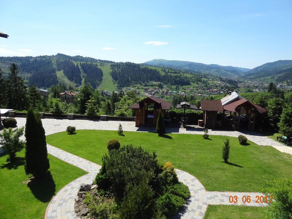 Alpenhof Pansion Hotell Slavskoje Eksteriør bilde