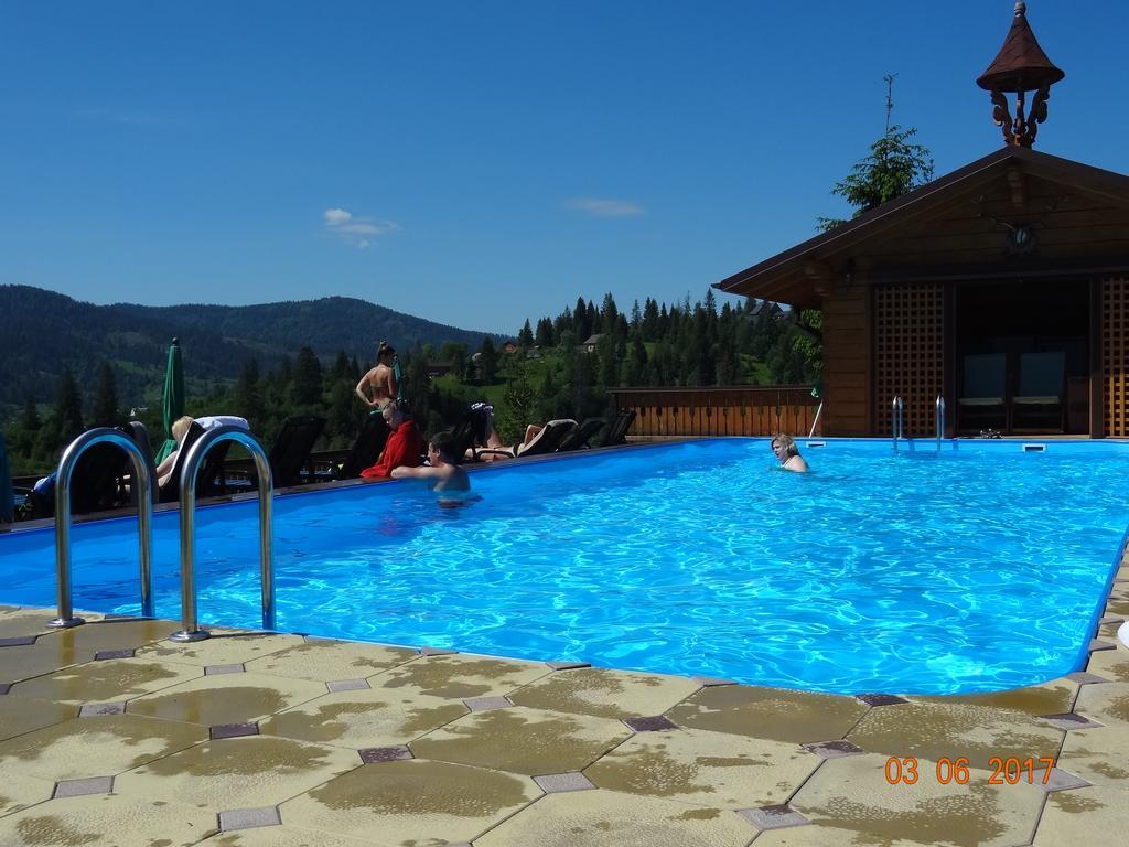Alpenhof Pansion Hotell Slavskoje Eksteriør bilde